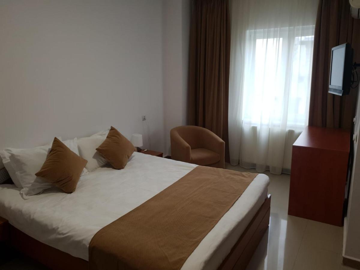 Hotel Top Central Бухарест Экстерьер фото